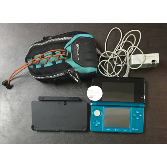 Nintendo 3DS Aqua Blue bundle - NTSC | Used Like New